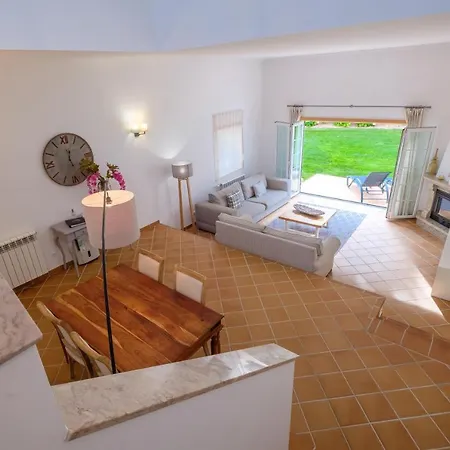 別荘 Dos Principes